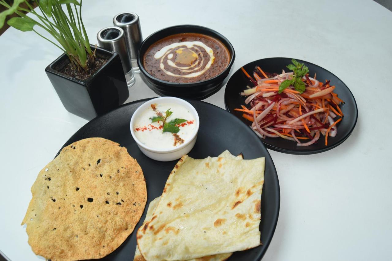 Noida City Center Екстериор снимка